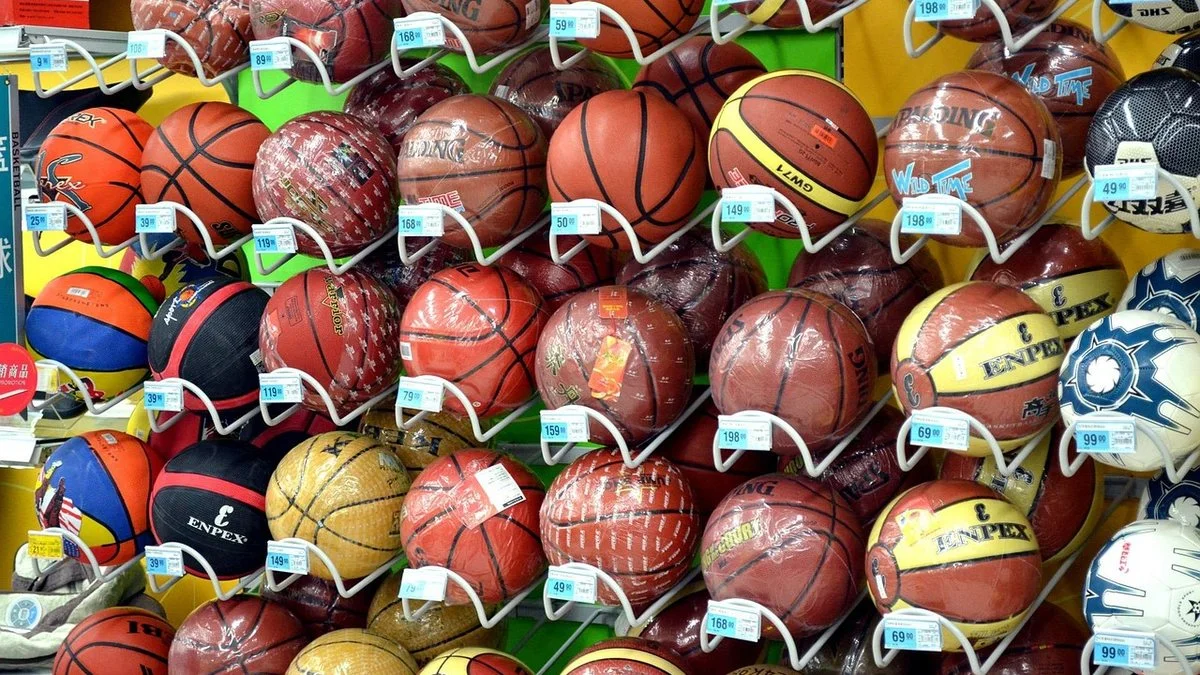阿卡夫追随布伦森之路：身高劣势下的NBA关注点